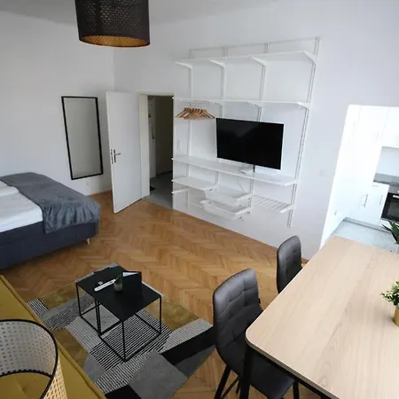 Zentrale Citywohnung, 5 Minuten Zur Stadthalle, Messe & Sportpark Appartement Graz
