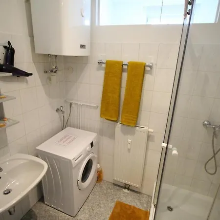 Zentrale Citywohnung, 5 Minuten Zur Stadthalle, Messe & Sportpark شقة