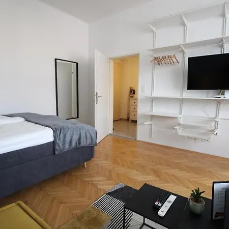 Zentrale Citywohnung, 5 Minuten Zur Stadthalle, Messe & Sportpark 公寓 *