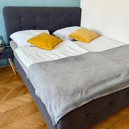Lejlighed Zentrale Citywohnung, 5 Minuten Zur Stadthalle, Messe & Sportpark *